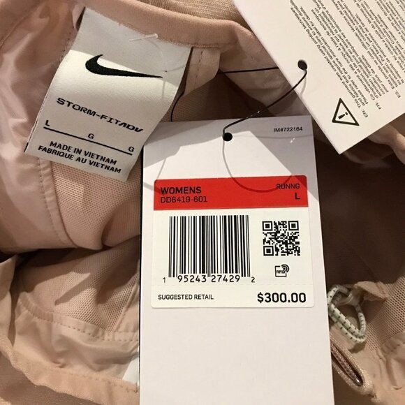 NWT Nike Storm-fit down filled running jacket - Picture 4 of 12